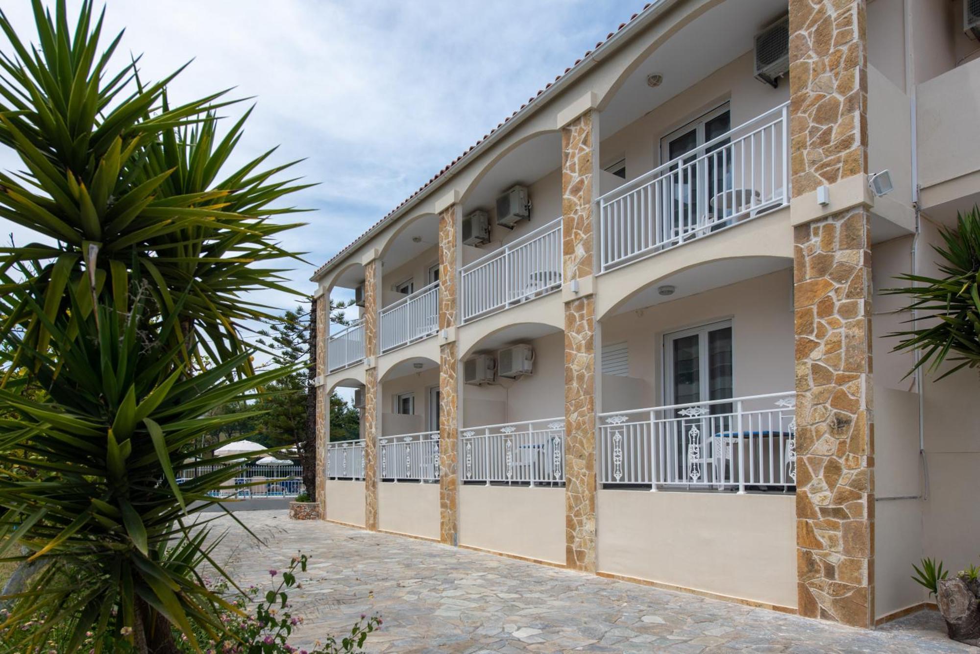 لاغاناس Tsolakis Studios & Apartments المظهر الخارجي الصورة
